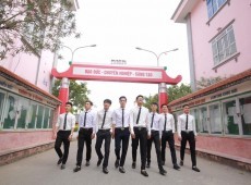 Trường CĐ Ngoại ngữ - CN Việt Nhật